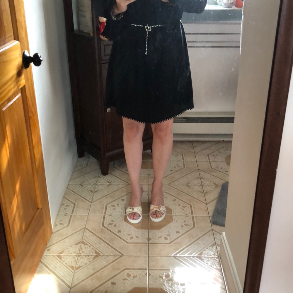 Love of lemons 🍋Dress size small - Picture 6 of 9